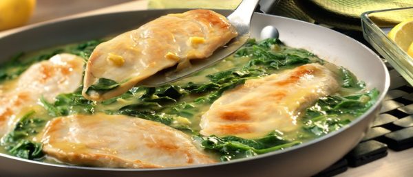 Рецепты наших читателей. Курица с фетой и шпинатом Рецепты наших читателей. Курица с фетой и шпинатом
